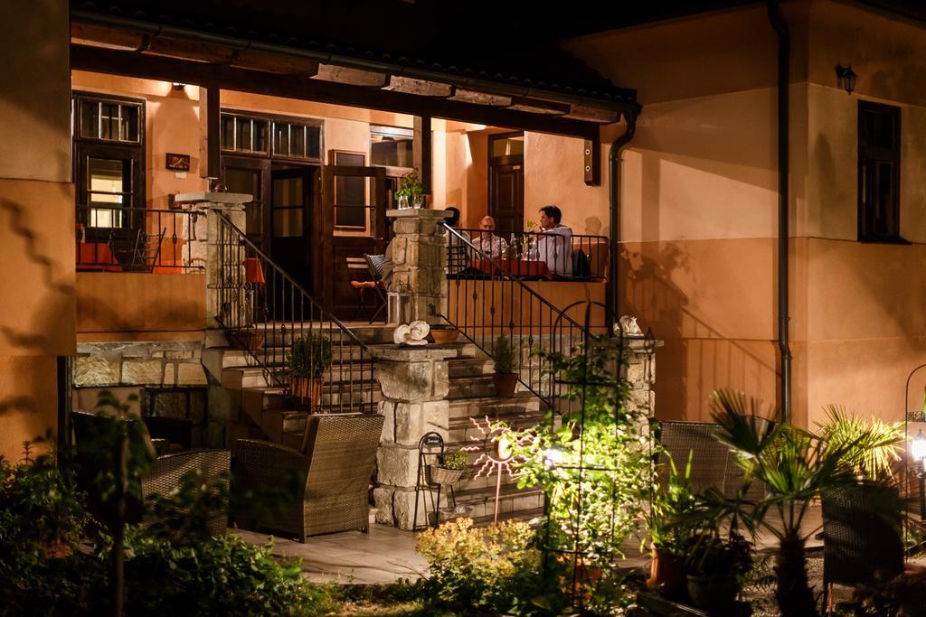 Gut Zentgraf Hotel Morbisch am See Bagian luar foto