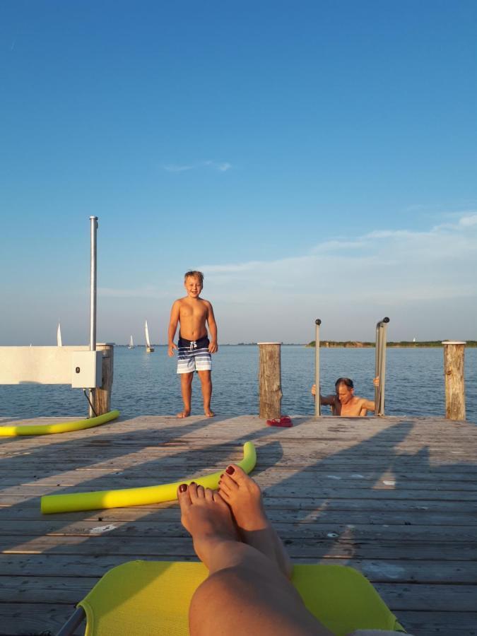 Gut Zentgraf Hotel Morbisch am See Bagian luar foto
